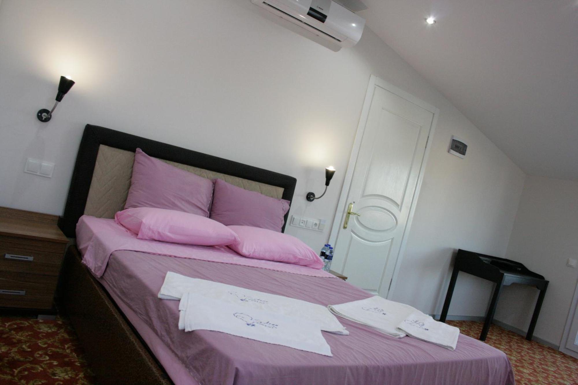 Sakran Hotel Yenisakran Quarto foto